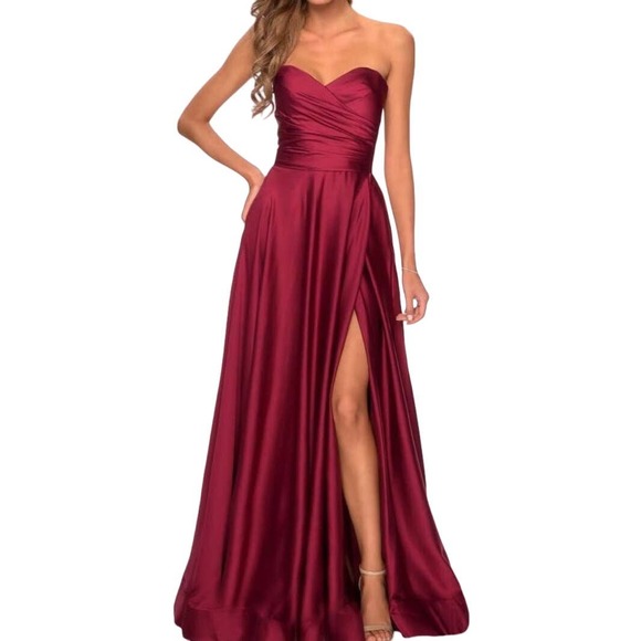 La Femme Dresses & Skirts - La Femme Strapless Satin Formal Gown Pleated Bodice Slit Wine/Red Size 4 NWT